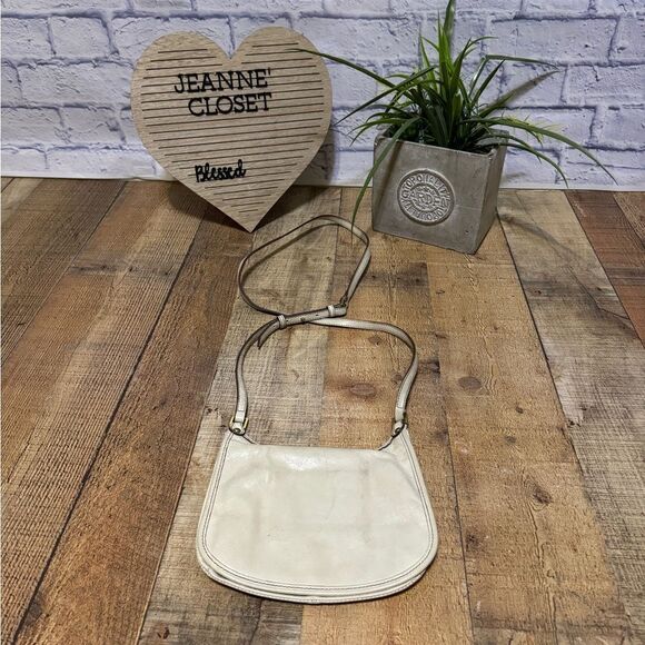 HOBO Trace Leather Crossbody in Magnolia, Passport Pocket, Adjustable Strap - Picture 1 of 12